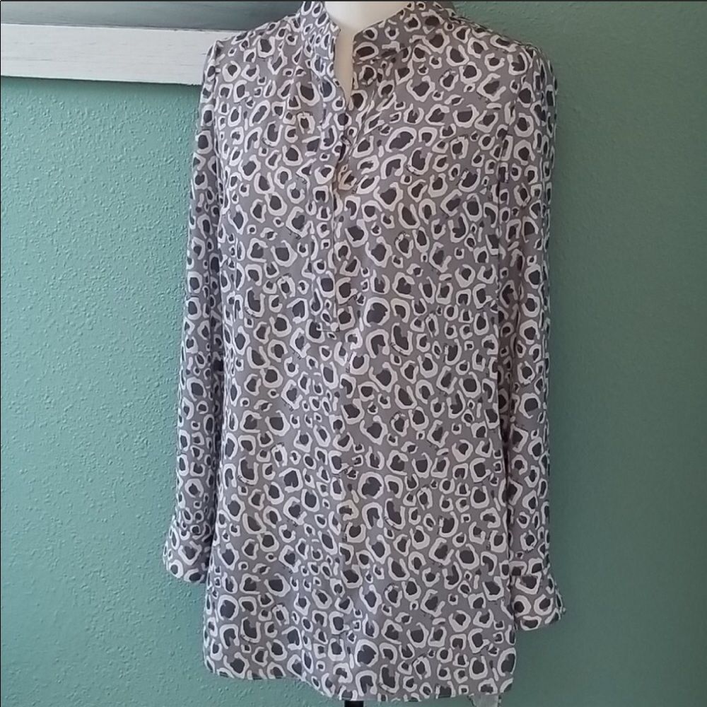 Elaine Turner Grey Leopard Print Blouse
